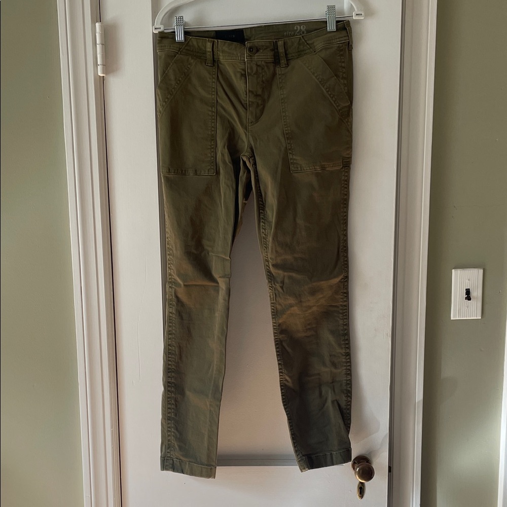J. Crew Olive Cargo Pants, size 28